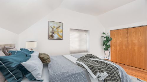 1825 Hermitage Ave, Chicago IL 60613-1106 exterior