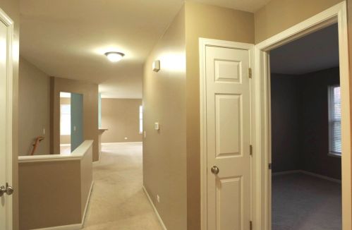 2727 Cobblestone Dr, Bull Valley IL 60012-2605 exterior