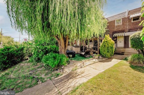 7135 Castor Ave, Philadelphia, PA 19149-1104