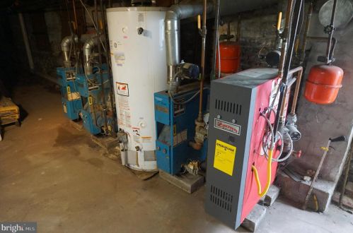 1851 Cambria St, Philadelphia PA 19134-3519 exterior