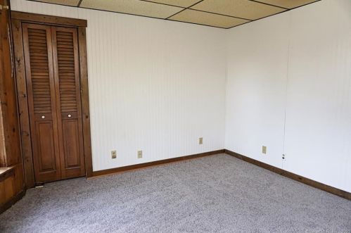 279 Main St, Torrington CT 06790-6946 exterior