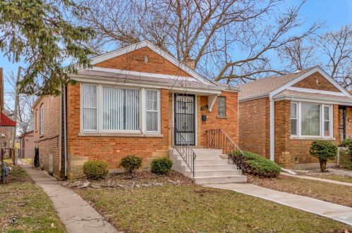 310 145th St, Chicago IL  60827-2711 exterior