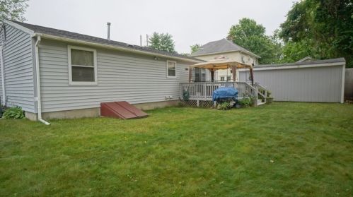 22 Cloran St, Springfield MA 01109-2204 exterior