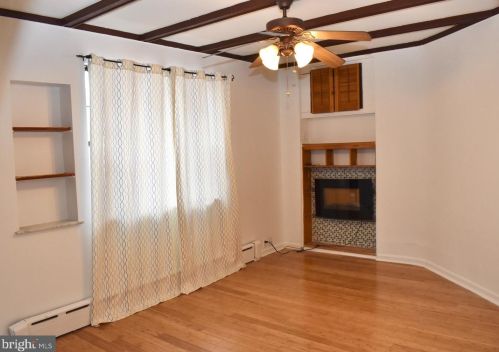 1501 Iseminger St, Philadelphia PA  19147-6215 exterior