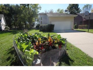 8300 Iltis Dr, Des Moines, IA 50322-1045