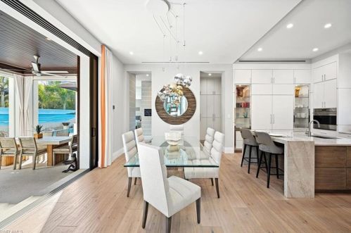 1230 Gulf Shore Blvd, Naples FL exterior