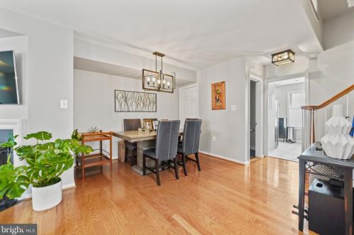 1475 A St, Washington DC  20003-1524 exterior