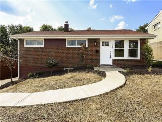 549 Lindsay Rd, Collier Township PA  15106-3821 exterior