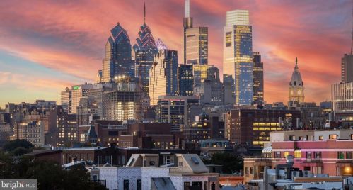 124 Bainbridge St, Philadelphia PA 19147-1866 exterior