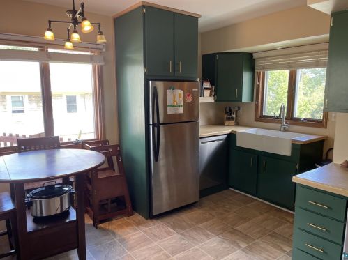 1130 7 Ave, Duluth MN 55805-2051 exterior