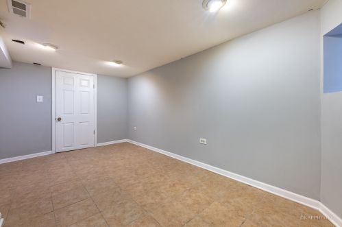 2522 Lexington St, Chicago IL 60624-3646 exterior