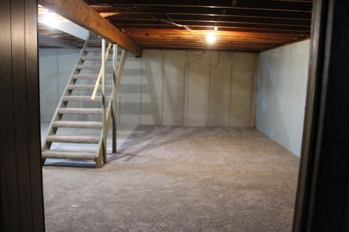 1009 Hoffman St, Three Rivers MI  49093-1017 exterior