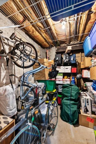 2949 Belden Ave, Chicago IL  60647-2918 exterior