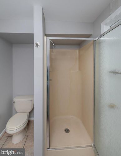 1058 5th St, Glen Burnie MD 21060 exterior