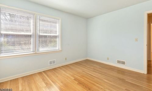 1132 Prospect St, Westfield NJ 07090-4237 exterior