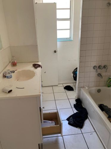 3203 15th St, Tampa FL  33605-1815 exterior