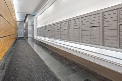 659 Randolph St, Chicago IL  60661-2115 exterior