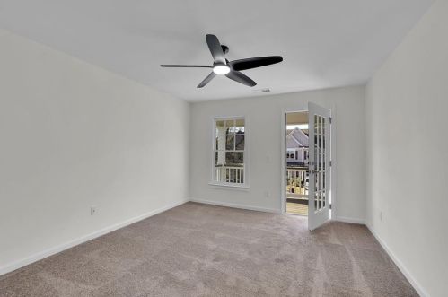 2199 Collins Dr, Atlanta GA  30318-1217 exterior