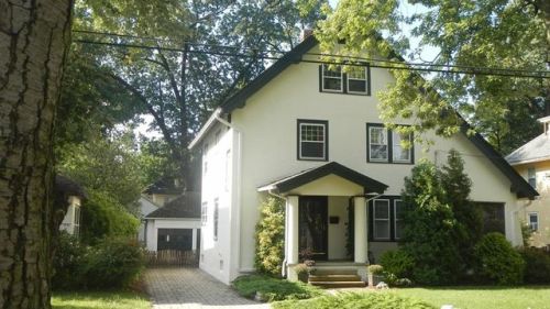 21 Roseland Ter, Springfield MA  01106-1148 exterior