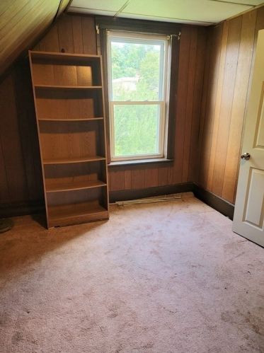 11 Henchman St, Worcester MA 01605-2418 exterior