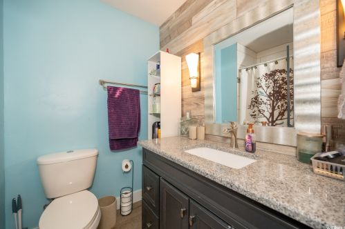 6389 Lotus Way, Taylorsville UT 84081-4302 exterior