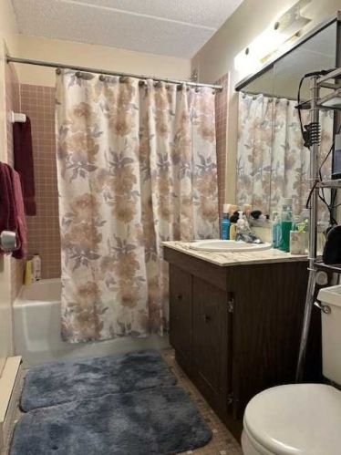 160 Academy St, Poughkeepsie NY  12601-4515 exterior