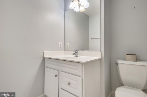 1276 Beverly Rd, Mc Lean VA 22101-2834 exterior