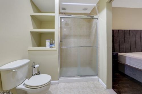 118 Independence Trl, Paterson NJ 07512-2808 exterior