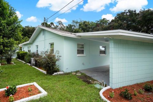 2012 Chelsea St, Tampa FL  33610-6124 exterior