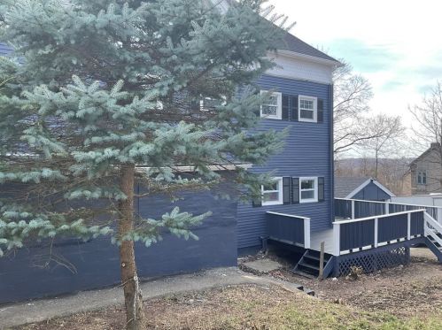 1319 Everett St, Pittsburgh PA  15221-1860 exterior