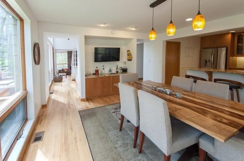 1141 Biltmore Dr, Atlanta GA 30329-3809 exterior