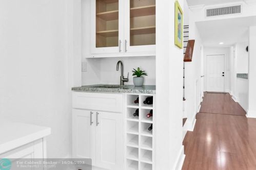 1330 13 St, Boca Raton FL 33486-5323 exterior