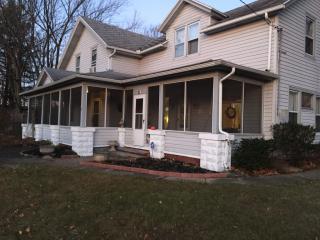 21 Saint Joseph Ave, Niles MI  49120-2846 exterior