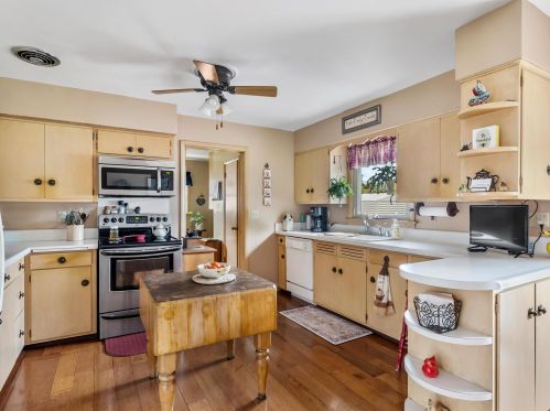 1223 25 St, Manitowoc WI 54220-5522 exterior