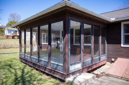 123 Bear Hole Rd, West Springfield MA 01089-1631 exterior