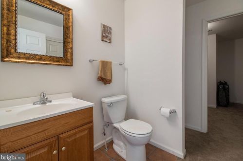 201 Fairway Dr, Warminster PA 18974-3797 exterior