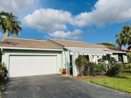 21116 Shady Vista Ln, Boca Raton FL  33428-1156 exterior