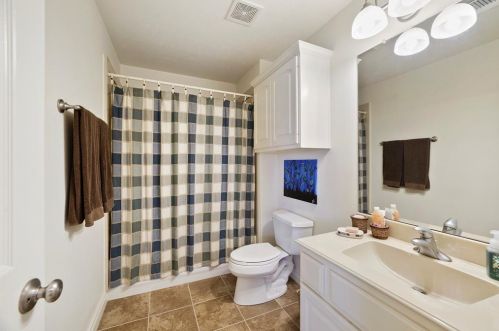 15635 Connie Ln, Montgomery TX 77316-9467 exterior