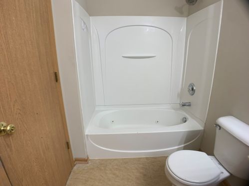 409 Pheasant Run Rd, Joliet IL 60433-3214 exterior