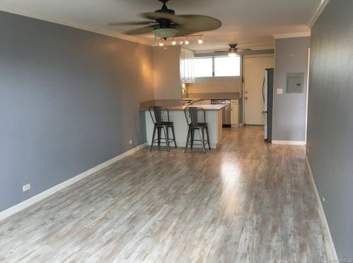 1423 Emerson St, Honolulu HI  96813-2128 exterior