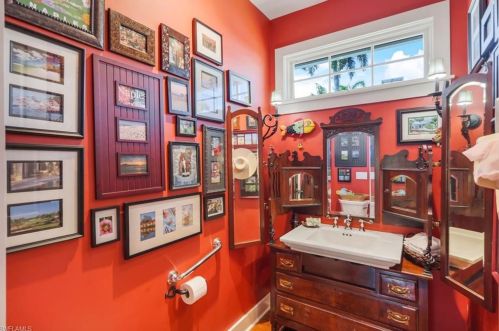 263 10 Ave, Naples FL 34120-4980 exterior