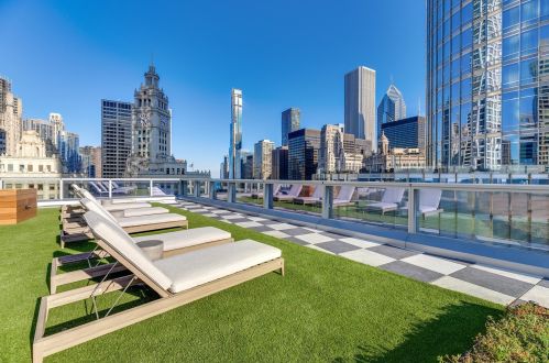 403 Wabash Ave, Chicago IL  60611 exterior