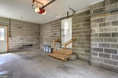 119 Kokomo Ave, Hummelstown PA 17036-1118 exterior