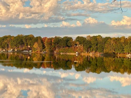 28148 Shr Dr, Gobles MI 49055-9115 exterior