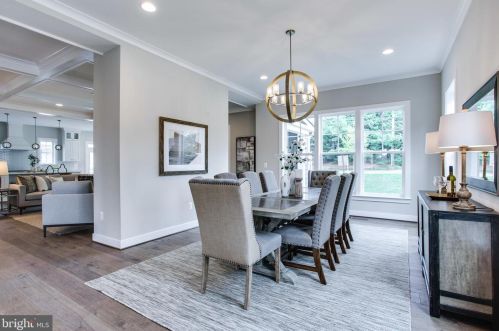 1978 Kirby Rd, Mc Lean VA 22101-5326 exterior