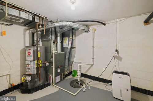 215 Franklin Ave, Silver Spring MD 20901-3445 exterior