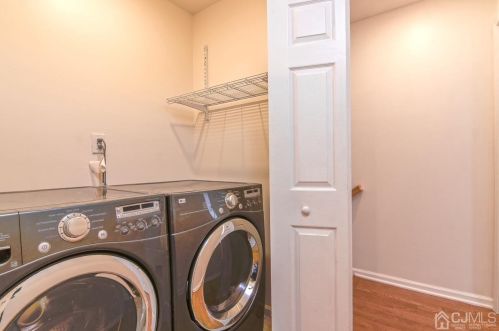 127 Baldwin St, New Brunswick NJ 08901-2828 exterior