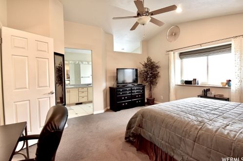 8147 Maio Dr, Sandy UT 84093-6773 exterior