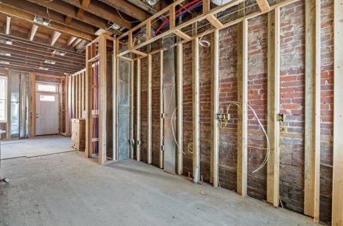 136 42 St, Pittsburgh PA 15201-9998 exterior