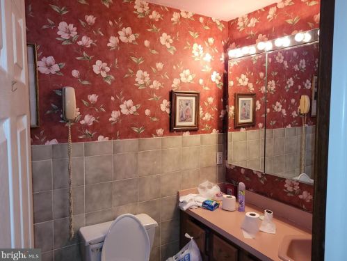 1908 29 St, Philadelphia PA 19132-3022 exterior